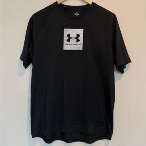 Under Armour Men's Black Short Sleeve Tee